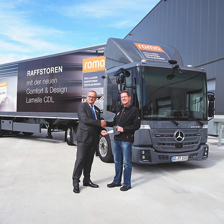 Premier tracteur routier à gaz naturel de Mercedes-Benz