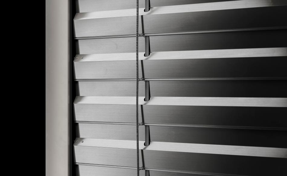 Lame de BSO ZL81 pour une meilleure occultation et une lumière directe minimale