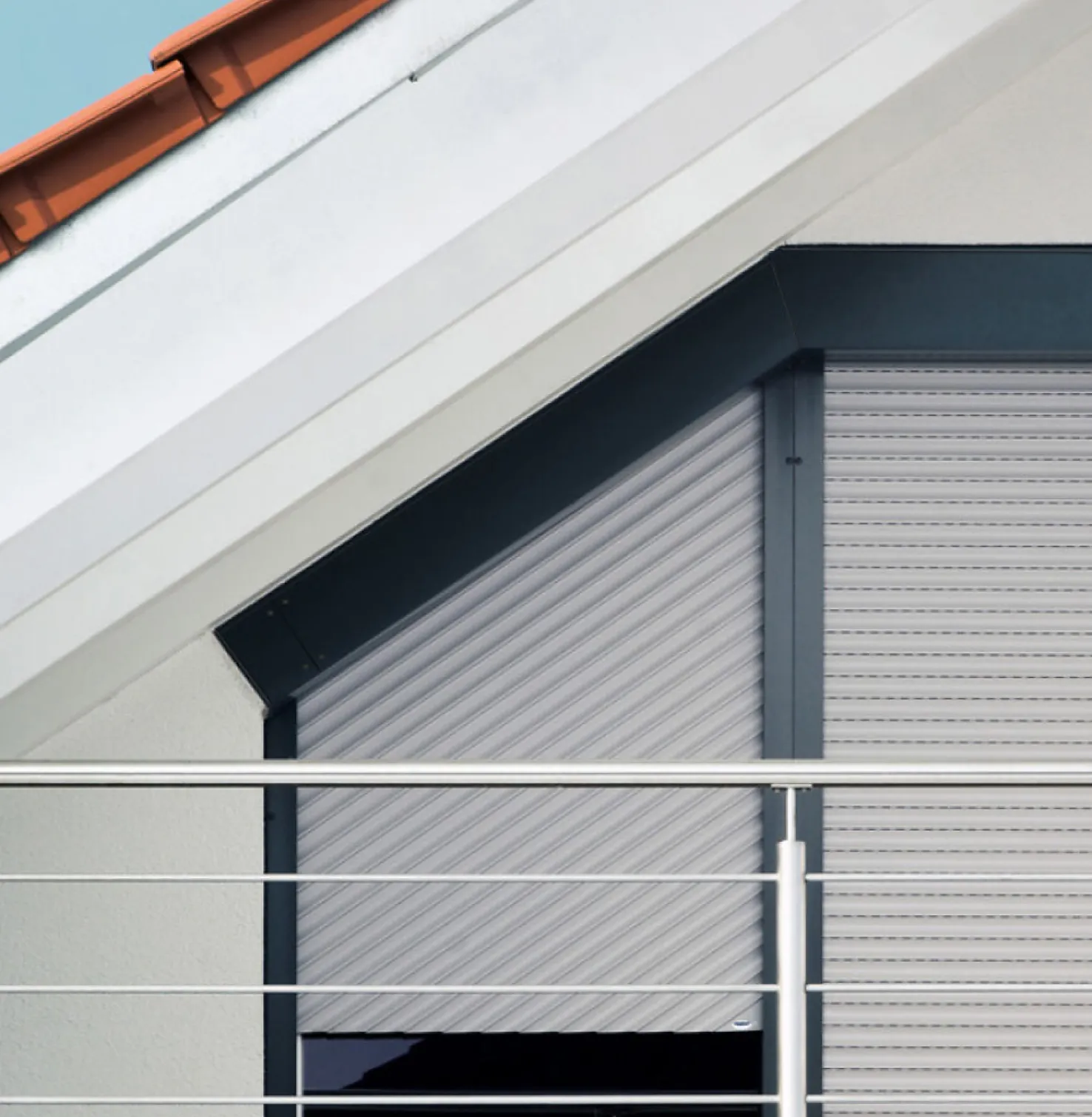 Fenêtre Close-Up Pente de toit avec Volets roulants trapèze TRENDO